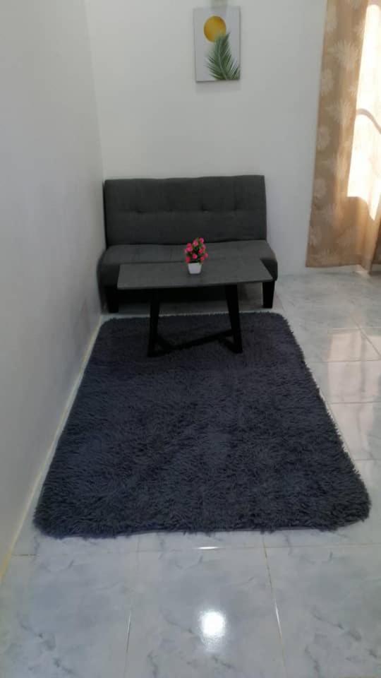 Roomstay Umi Homestay Kemasik